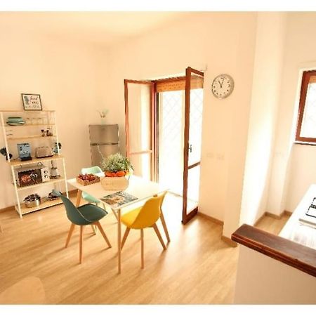 Apartamento Cozy Coastal Gateway Lido di Ostia Exterior foto