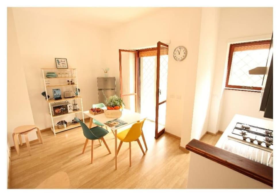 Apartamento Cozy Coastal Gateway Lido di Ostia Exterior foto
