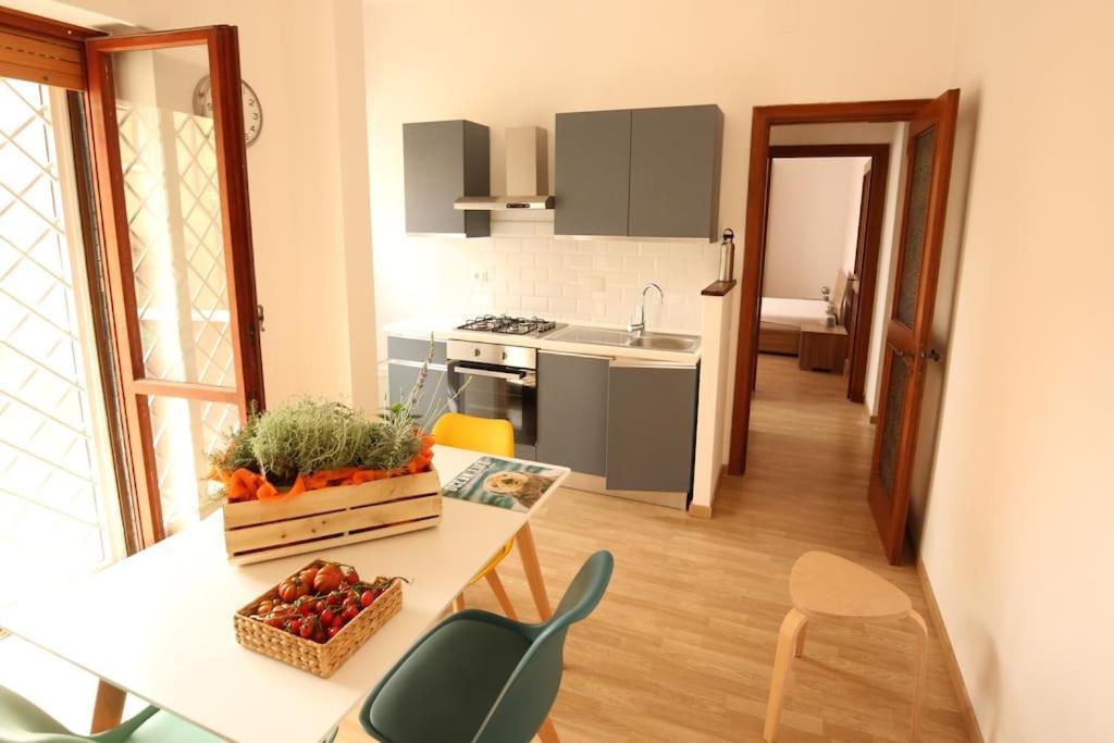 Apartamento Cozy Coastal Gateway Lido di Ostia Exterior foto